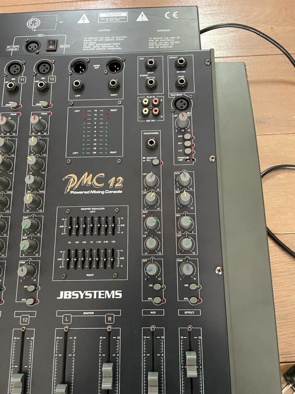 12 kanaals powermixer met 2 boxen