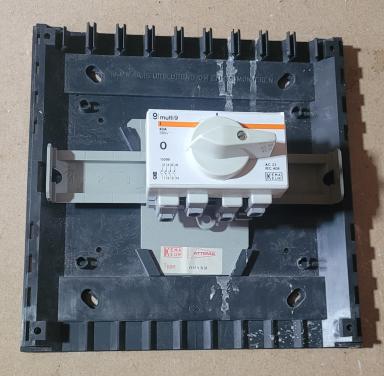 Attema Groepenkast 220x220mm, Hoofdschakelaar 4P-40A