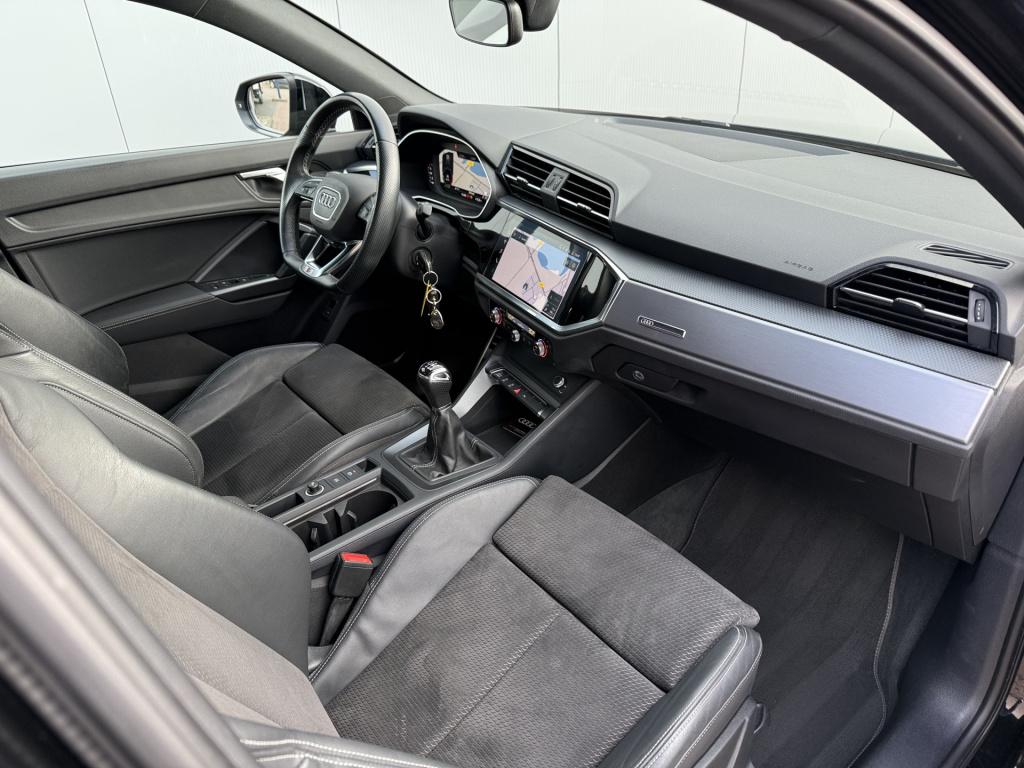 Audi Q3 sportback 35 tfsi 150pk s-edition s-line | trekhaak