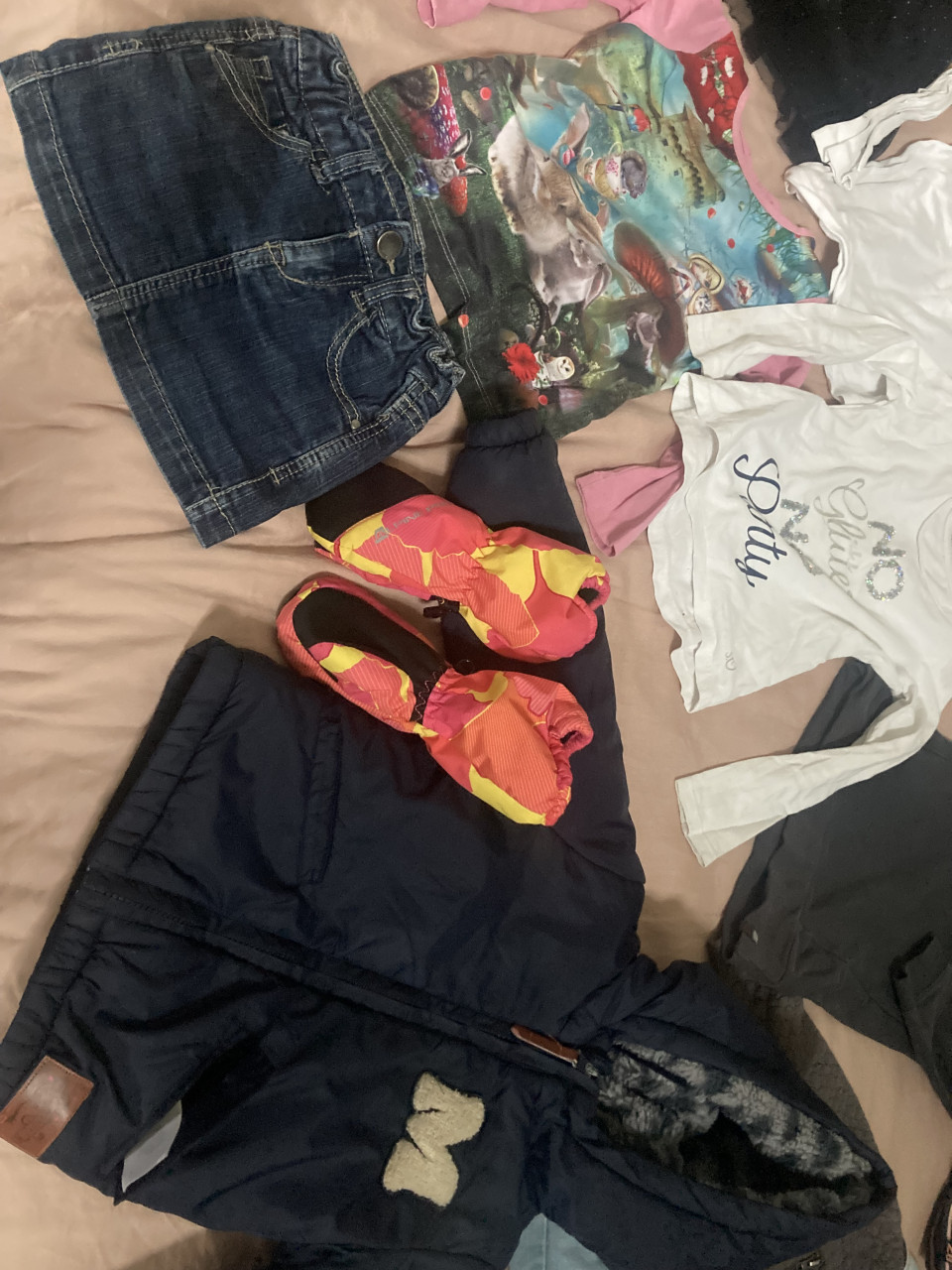 Grote bundel kinderen kleding 98