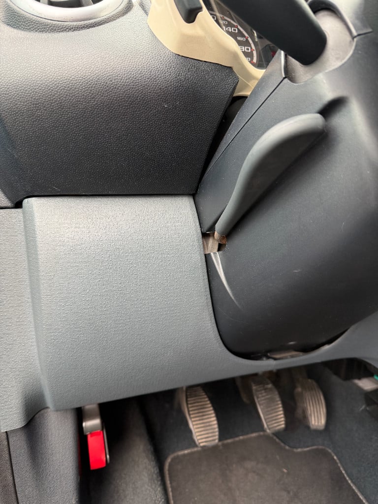 Ford KA 1.2 - titanium x - airco