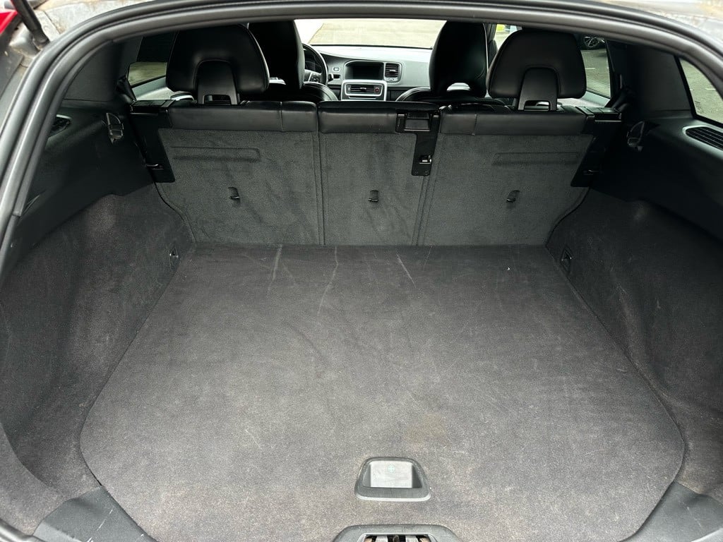 Volvo V60 2.0 t3 summum // 66.000km // dealeronderhouden //
