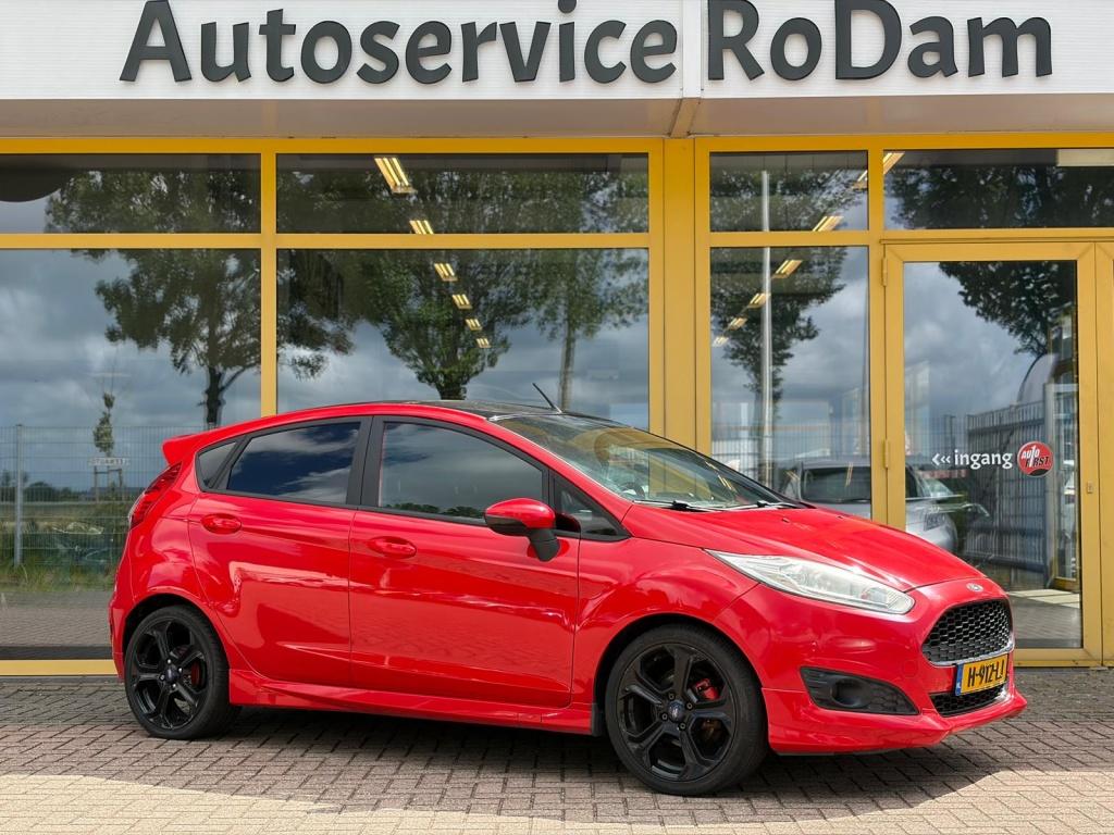 Ford Fiesta 1.0 ecob. black edit
