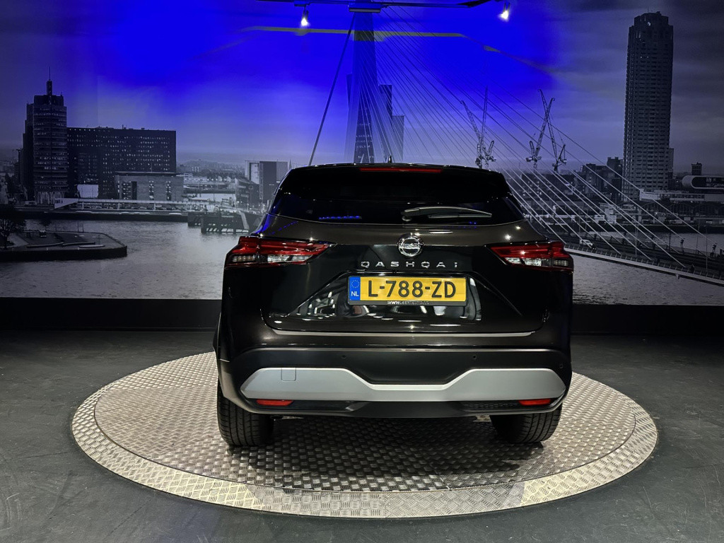 Nissan Qashqai 1.3 mhev xtronic premiere edition *pano*360camera*