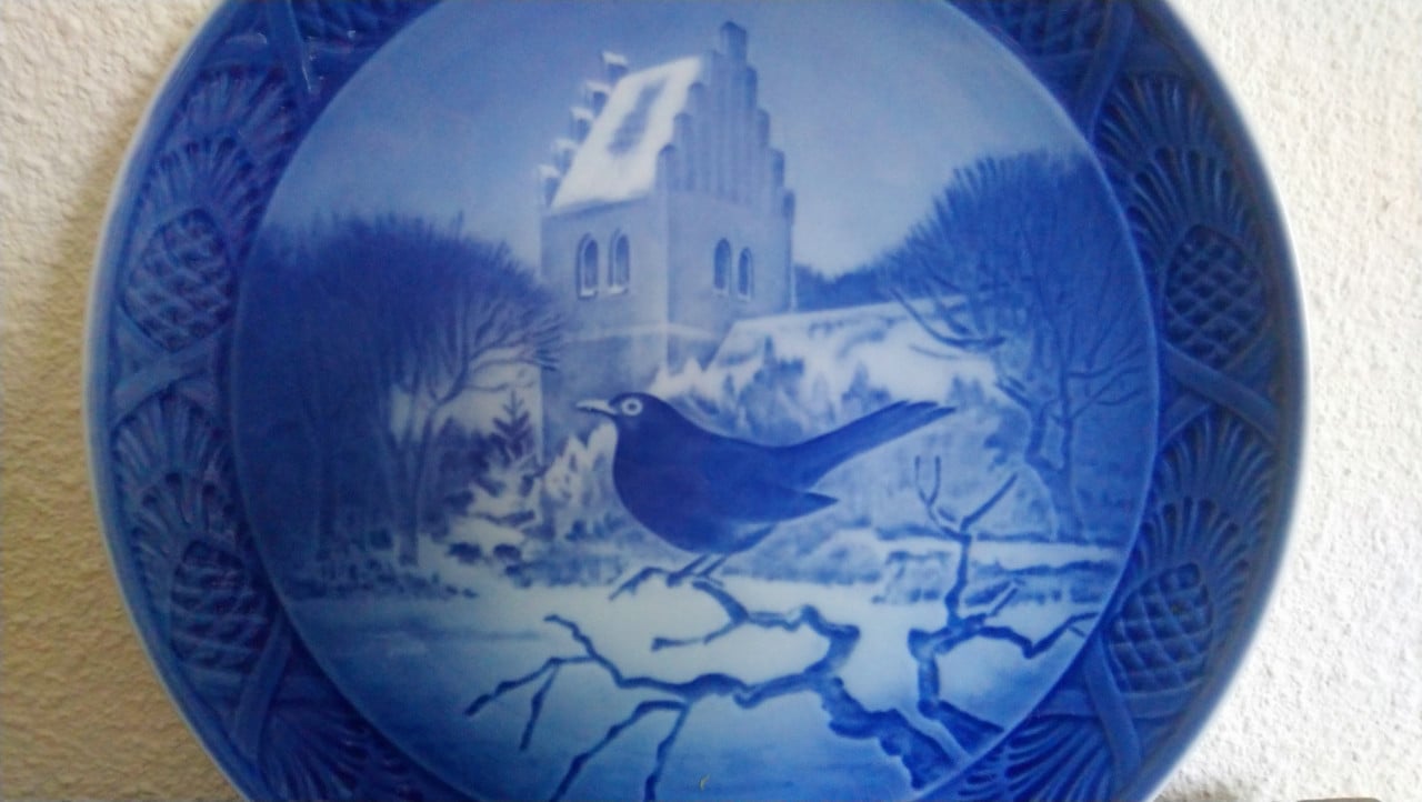 Royal Copenhagen wandbord kerst 1966 Blackbird at Christmas Time