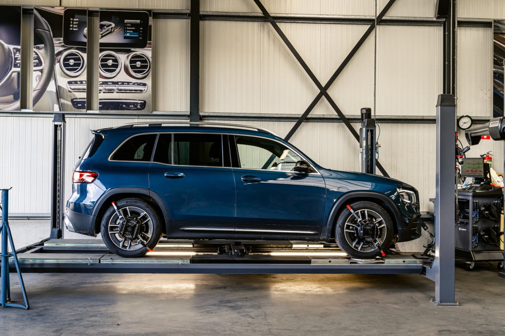 Mercedes-Benz B-Klasse 180 ambition l sportpakket l leder twin l airco l be