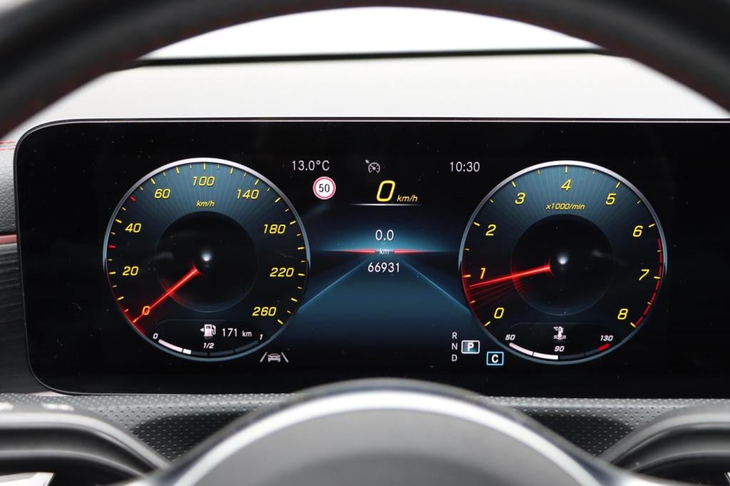 Mercedes-Benz Cla 200 amg line 163pk