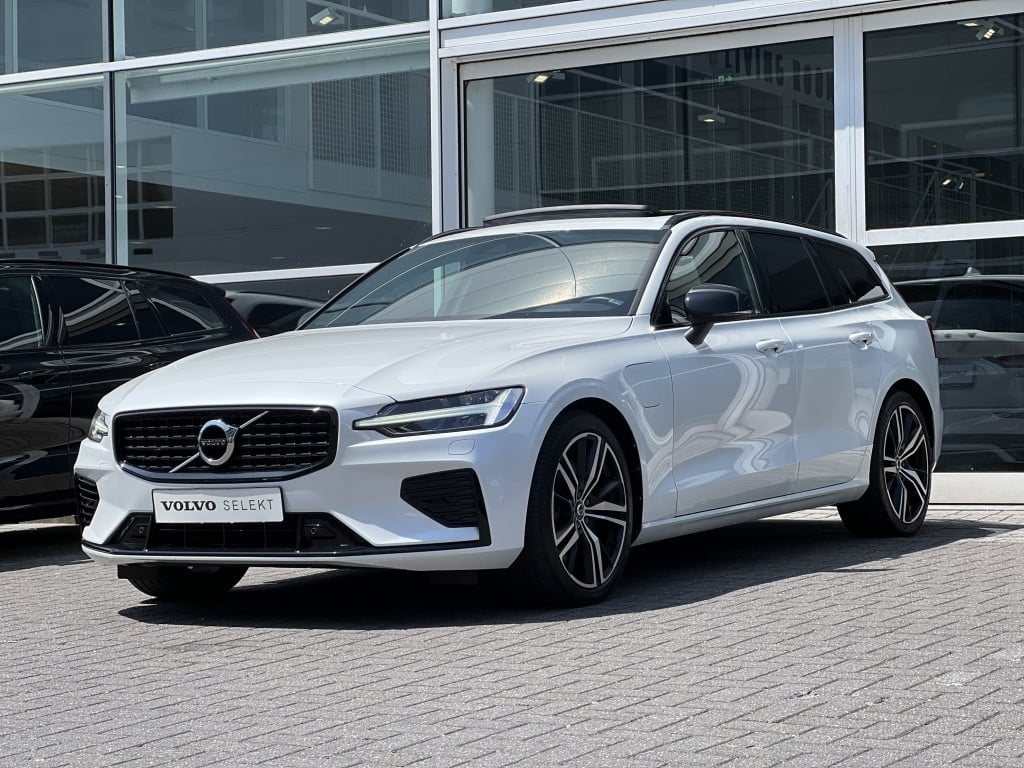 Volvo V60 t6 398pk recharge r-design| panodak| adap.cruise| trekhaak| awd|