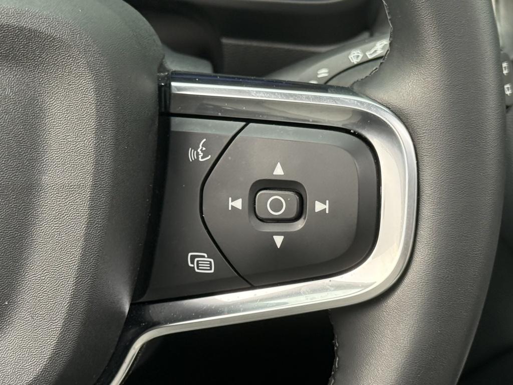 Volvo Ex40 single extended range ultra 82 kwh/252pk| full options !!