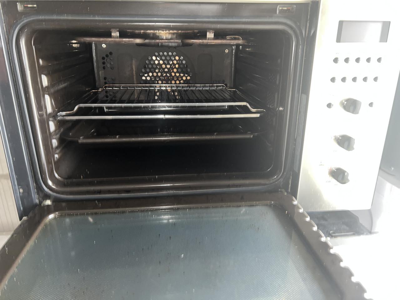 Siemens inbouw combi magnetron met oven en Grill  60 cm.