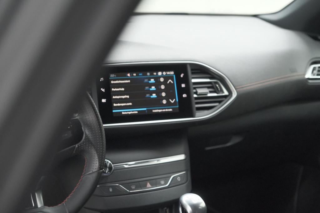 Peugeot 308 sw puretech 130 gt-line | black pack | panoramadak | camera | a