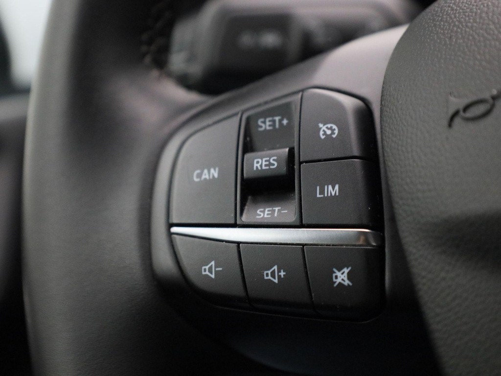 Ford Fiesta 1.0 ecoboost hybrid titanium | cruise control | parkeer sensore