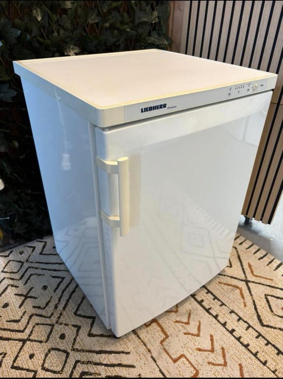 Liebherr premium 4 laden vrieskast 85x61x61 cm. 120 liter klasse A+