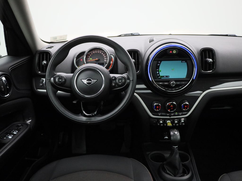 Mini Countryman 1.5 cooper all4 pepper | automaat | navigatie | panoramadak