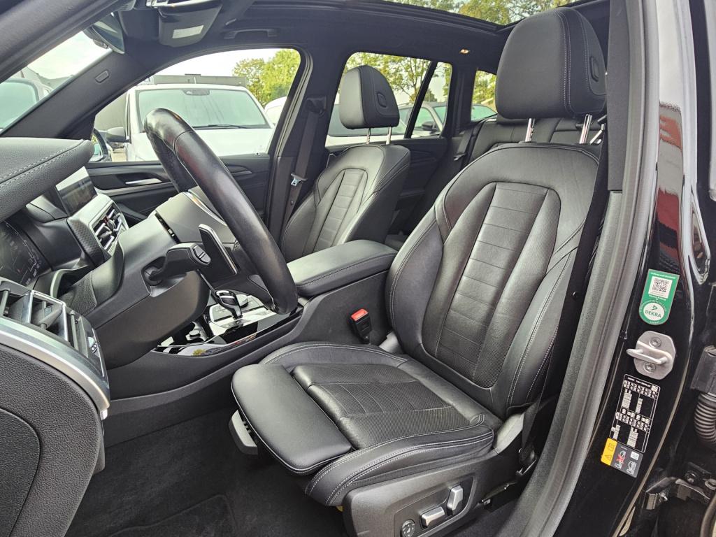 BMW X3 xdrive30e high executive m-sport | pano | acc | head-up | rijklaar i