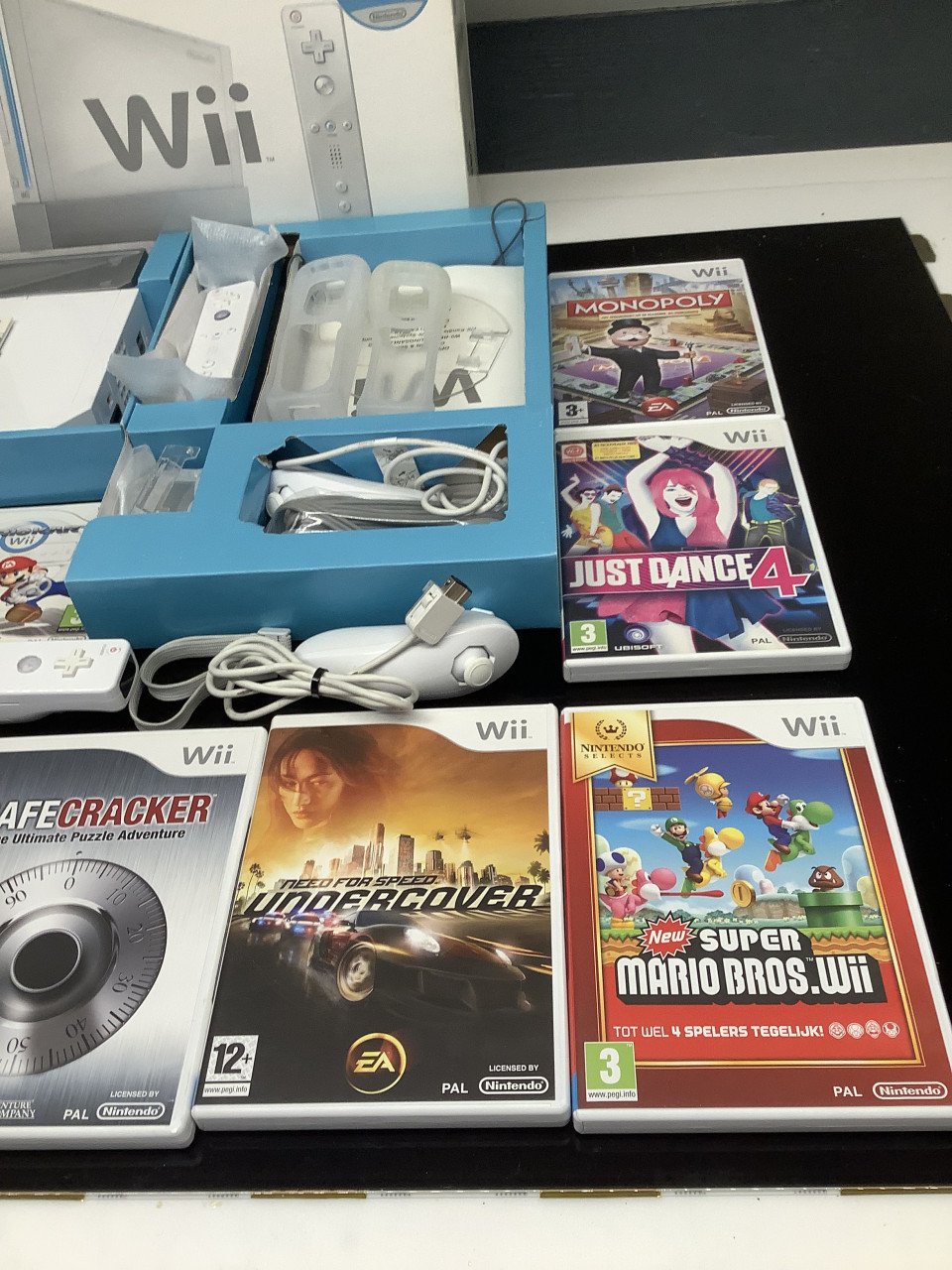 Complete Nintendo Wii spelcomputer in originele doos met extra ….