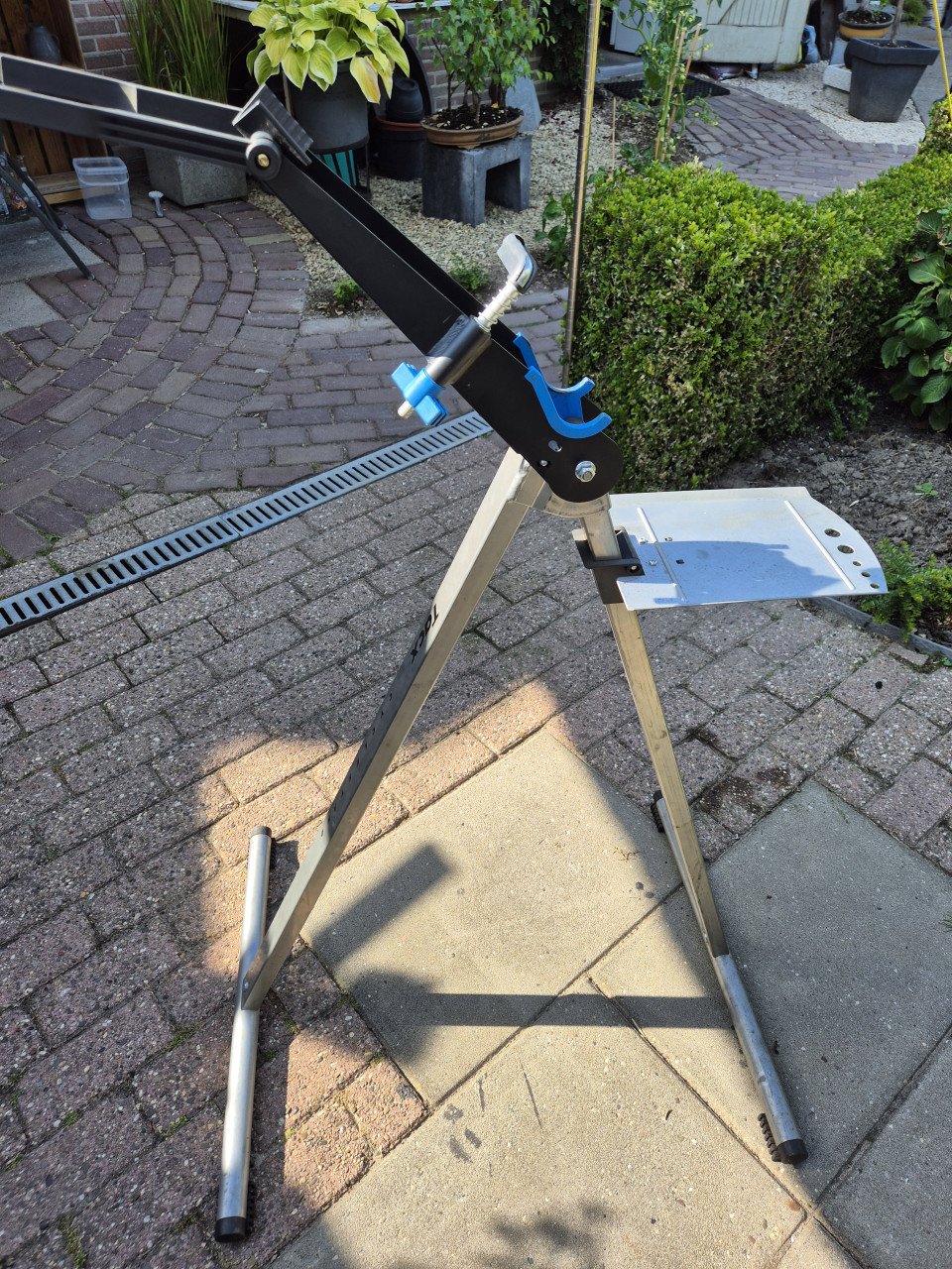 Tacx cycle stand.
