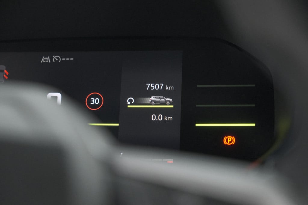 Dacia Duster mild hybrid 130 expression | camera | stoelverwarming | apple 