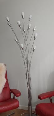 Speelse twaalfvoudige lamp