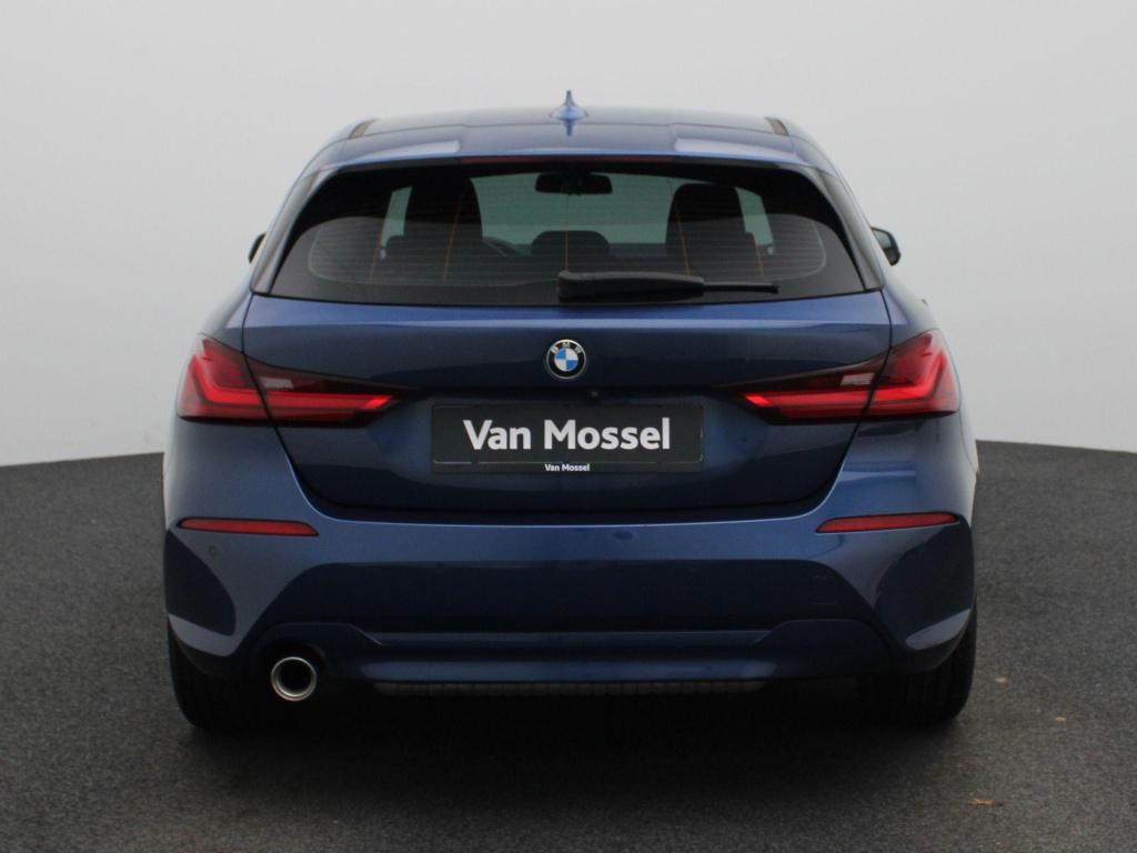 BMW 1 Serie 118i business edition | automaat | apple carplay / android auto