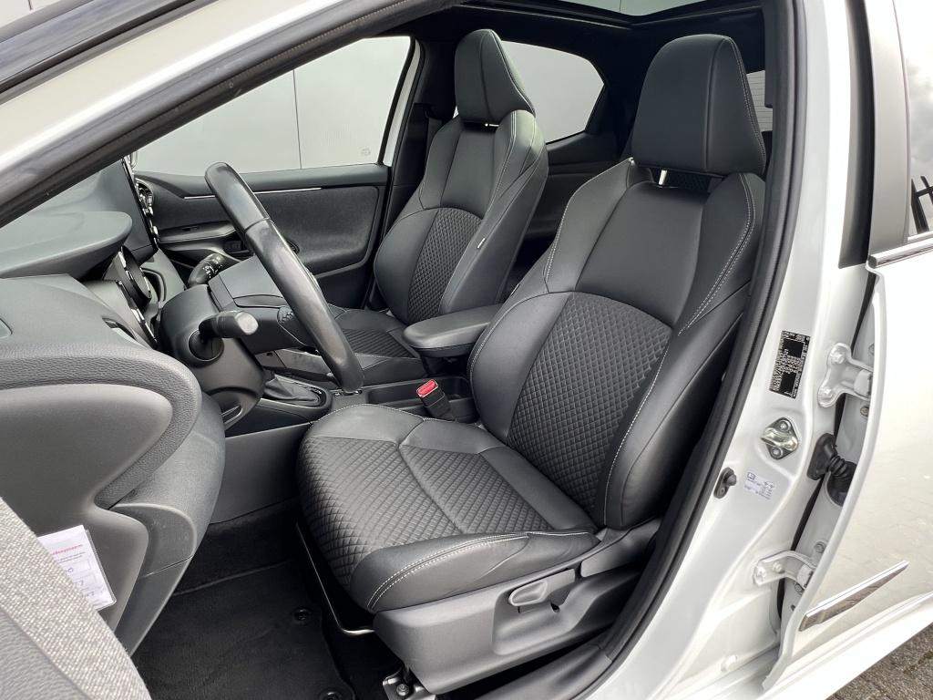 Toyota Yaris 1.5 hyb. executive | nl auto | dealerondehouden | hud | jbl au