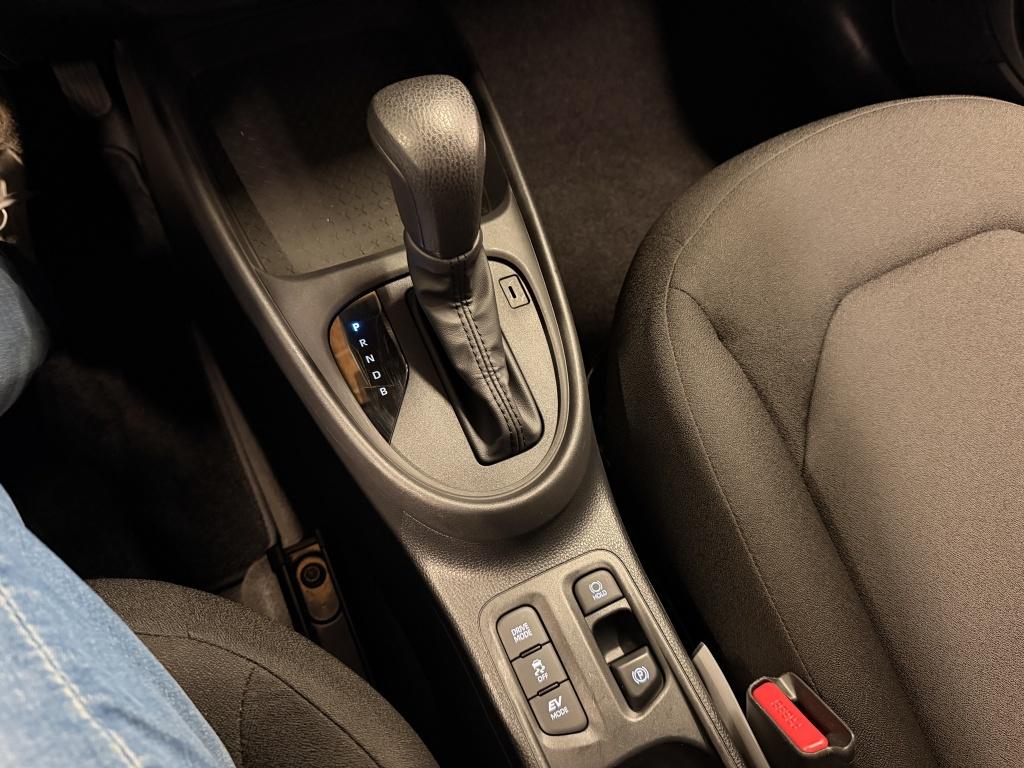 Toyota Aygo X hybrid 115 play