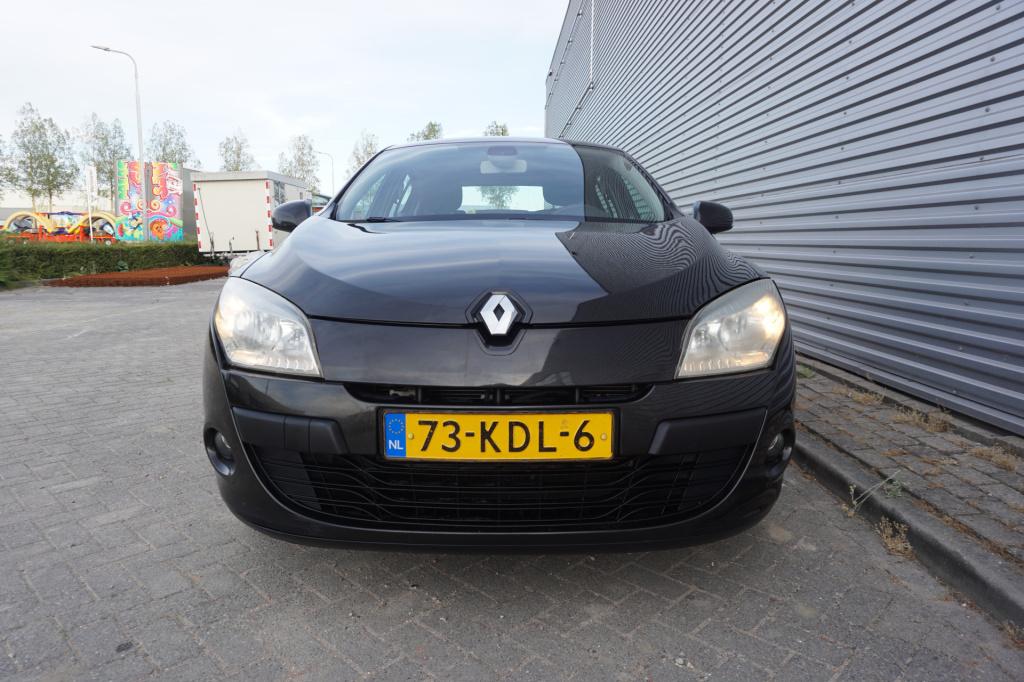 Renault Megane 1.6 sélection business sport airco / navi / cruise / elektr.