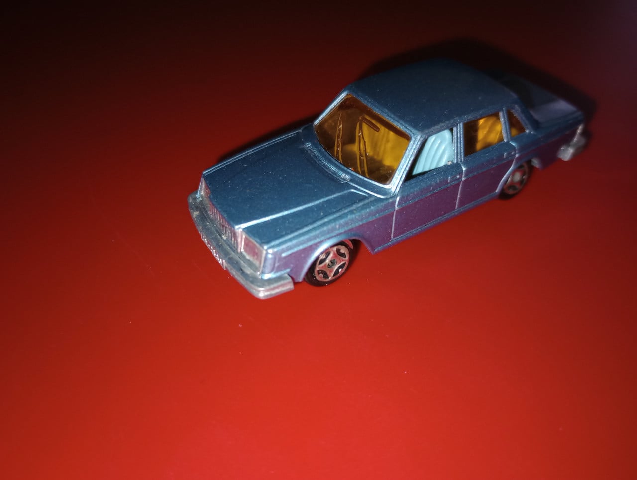 Norev Mini Jet Volvo 264 155