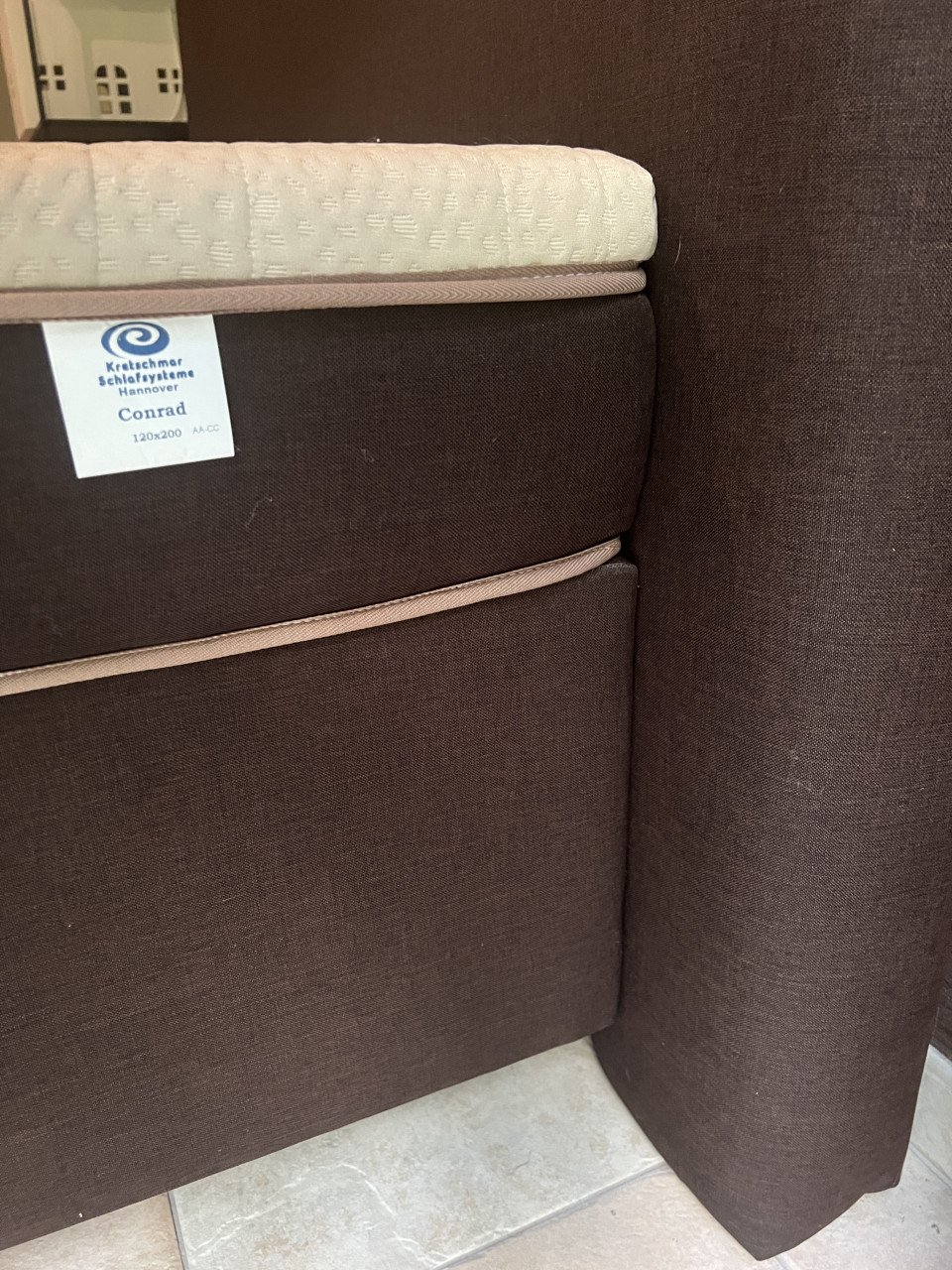 Bed boxspring 1.20 x 2.00 twijfelaar