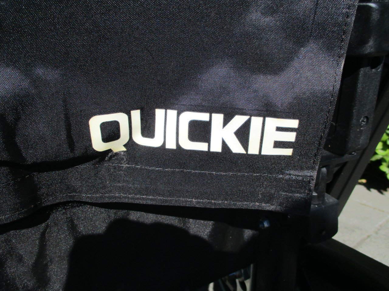 Te koop QUICKIE rolstoel voor grotere en zwaardere mensen (max 150 kg )