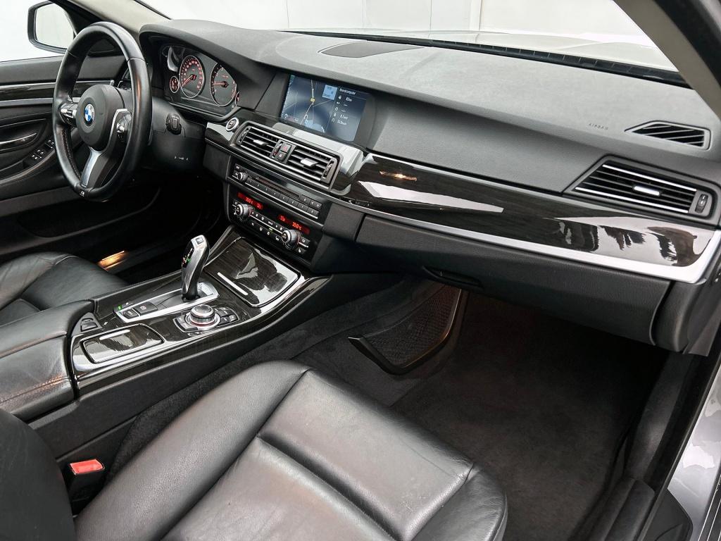 BMW 5 Serie 523i high executive | schuif/kanteldak |