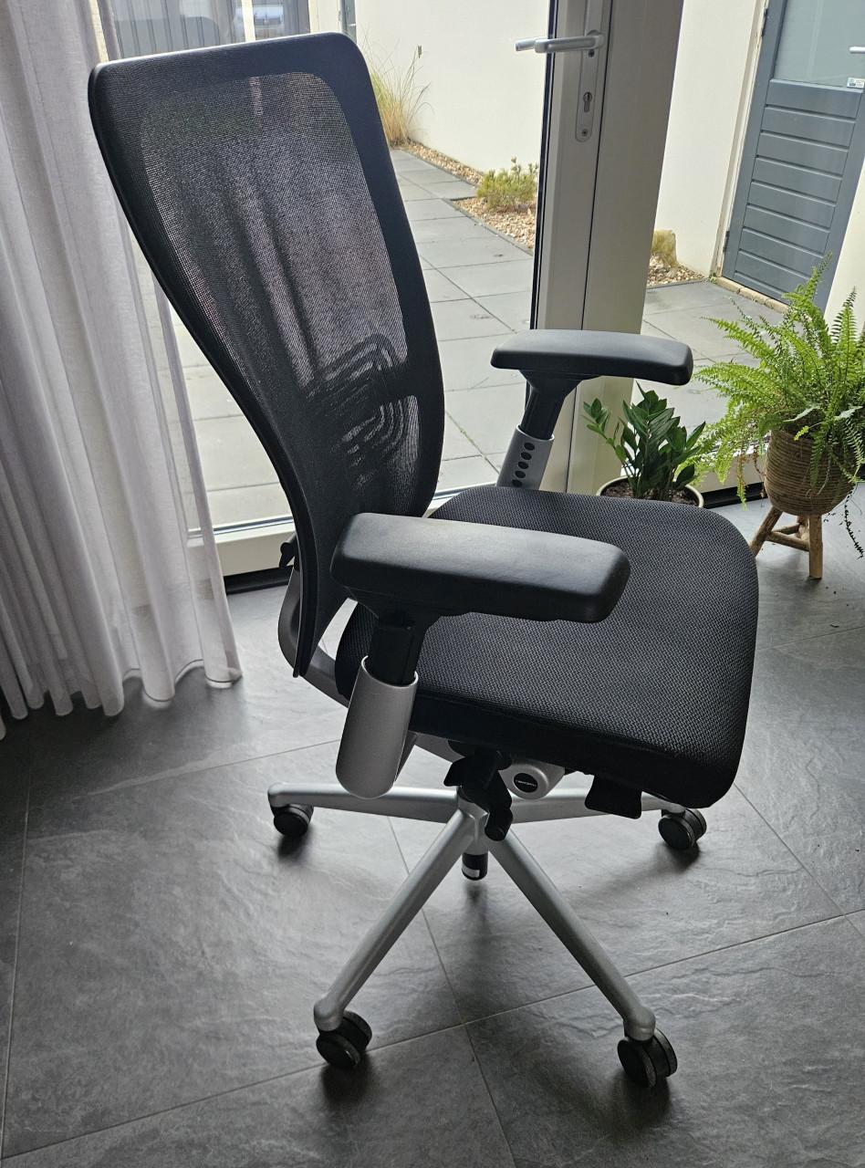 Proffesionele bureaustoel Haworth D8963