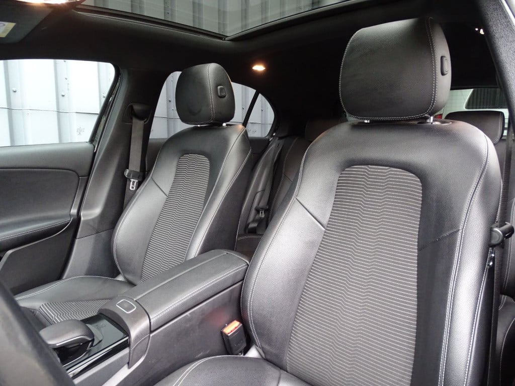 Mercedes-Benz A-Klasse 200 advantage | pano | 18" | led