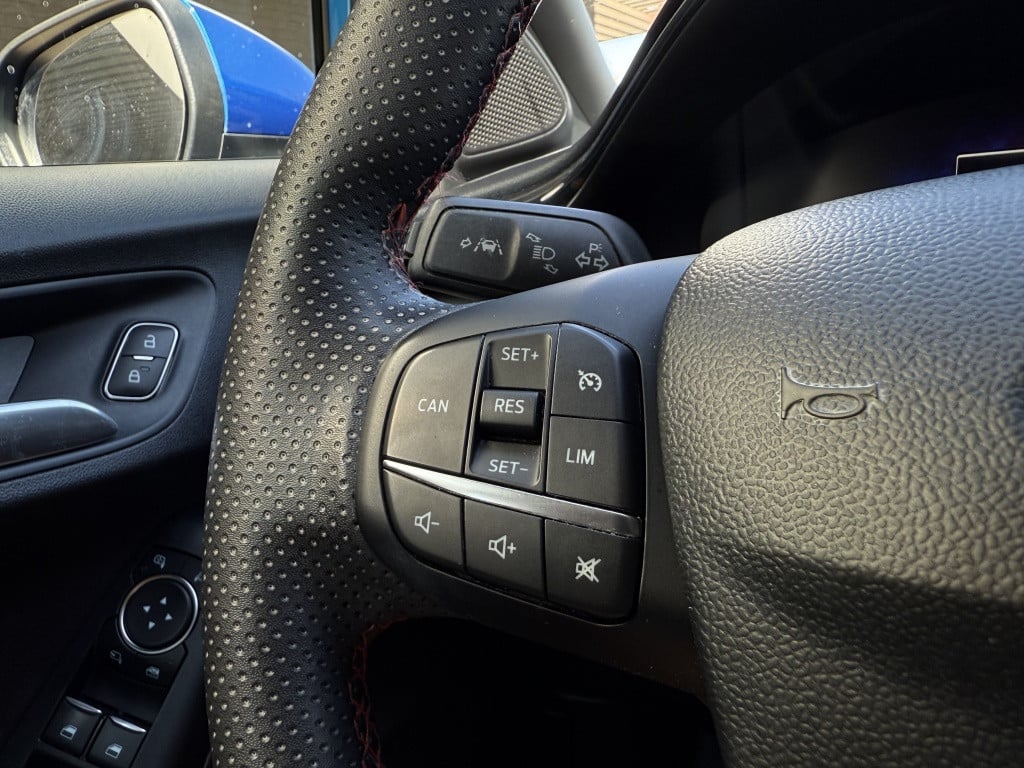 Ford Puma 1.0 ecoboost hybrid st-line