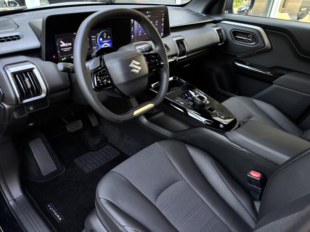 Suzuki E Vitara style 61 kwh