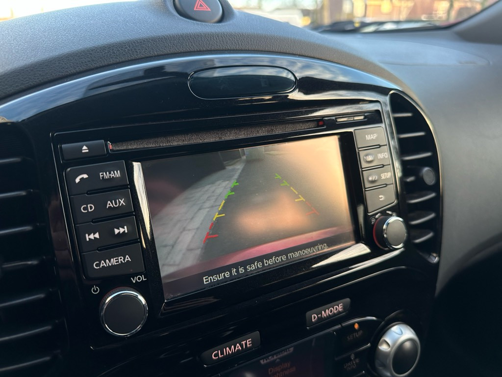 Nissan Juke 1.6 connect ed. cruise control / camera / climate