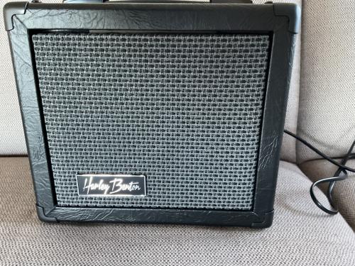 2 kleine  gitaar combo's