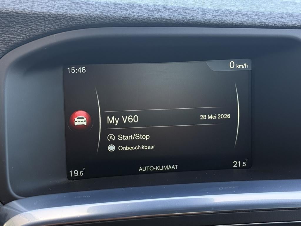 Volvo V60 1.6 t3 r-design | afn trekhaak | cruise | parkeersensoren | bluet