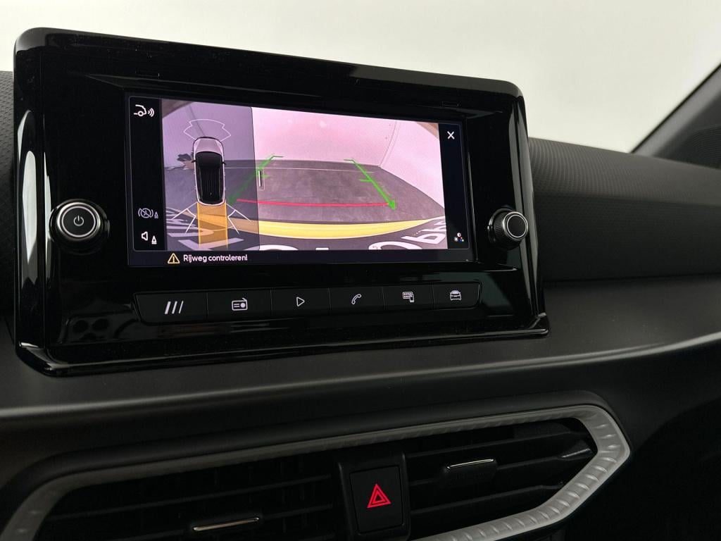 Seat Arona fr business connect 1.0 ecotsi 85 kw / 115 pk suv