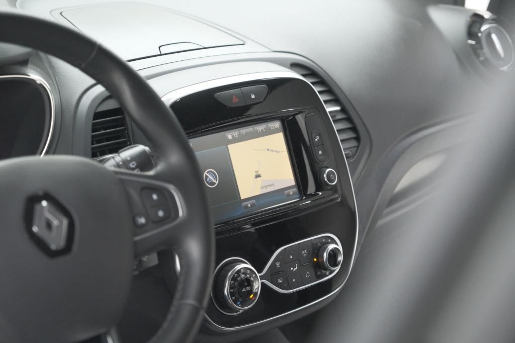 Renault Captur tce 130 intens | camera | navigatie | parkeersensoren | clim