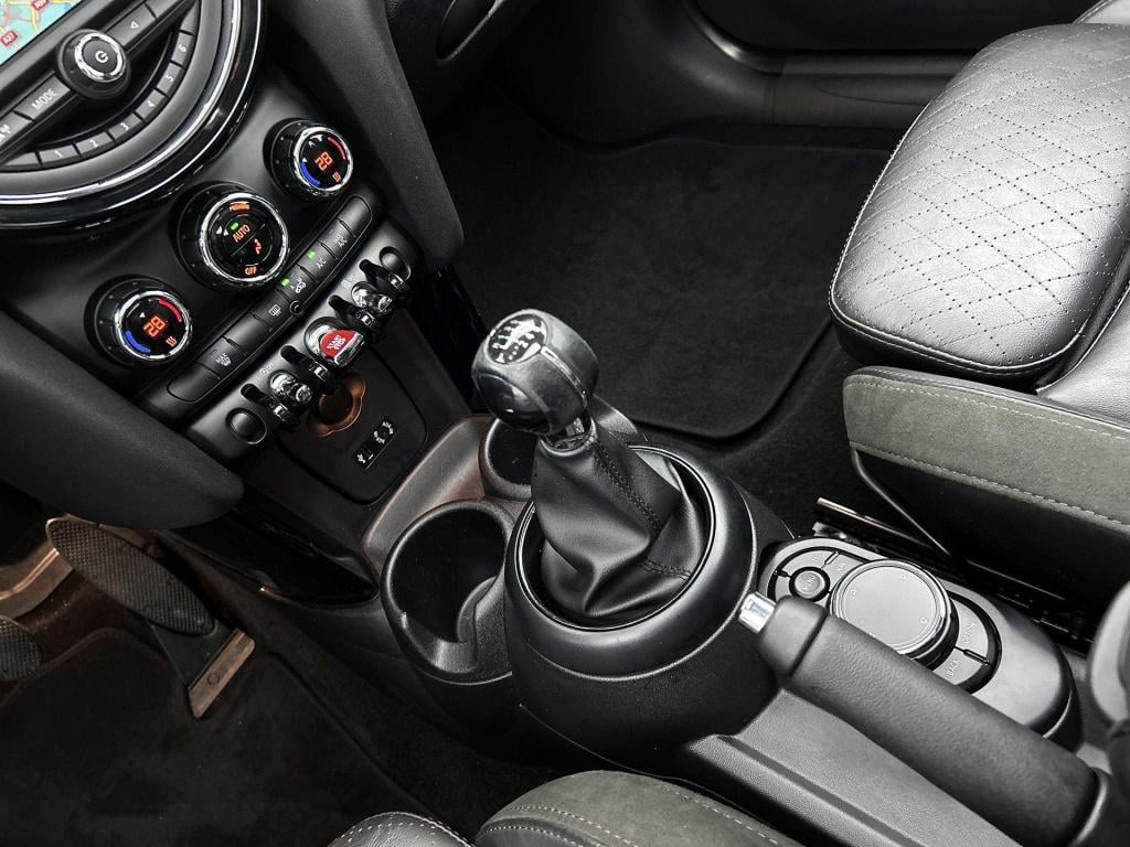 Mini Cooper mini 1.5 marylebone | panorama dak | climate control | bluetoot