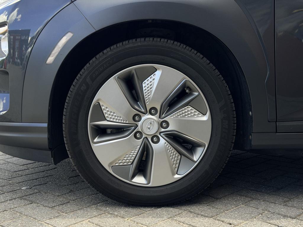 Hyundai Kona ev premium sky 64 kwh | full options | range 450 km