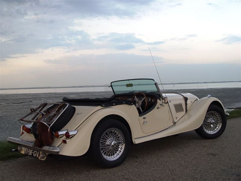 Te Huur Op De Mooiste Dag Van Je Leven , Een Morgan Roadster