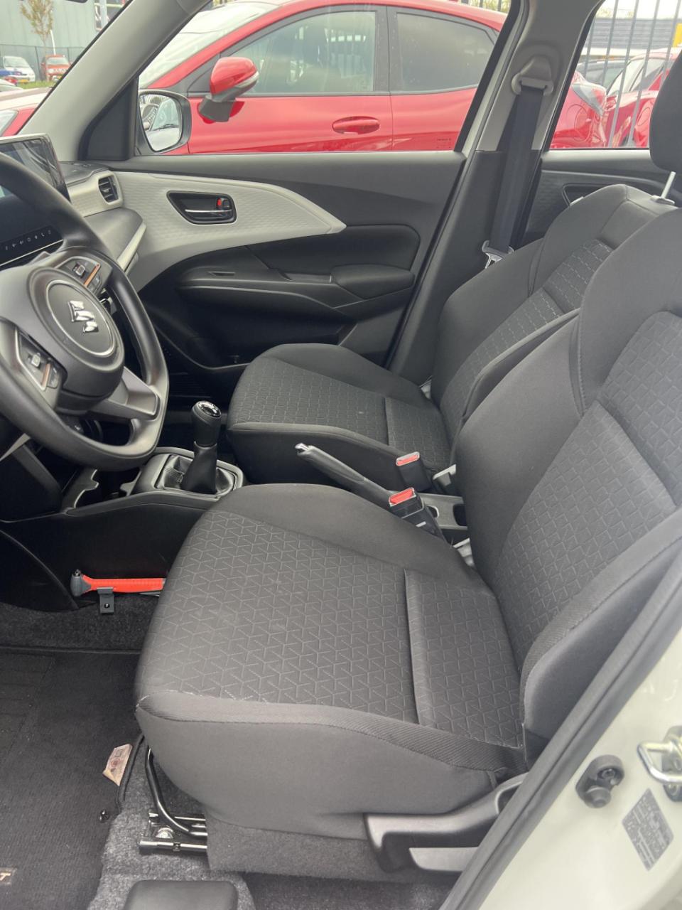 Suzuki Swift 1.2 comfort smart hybrid
