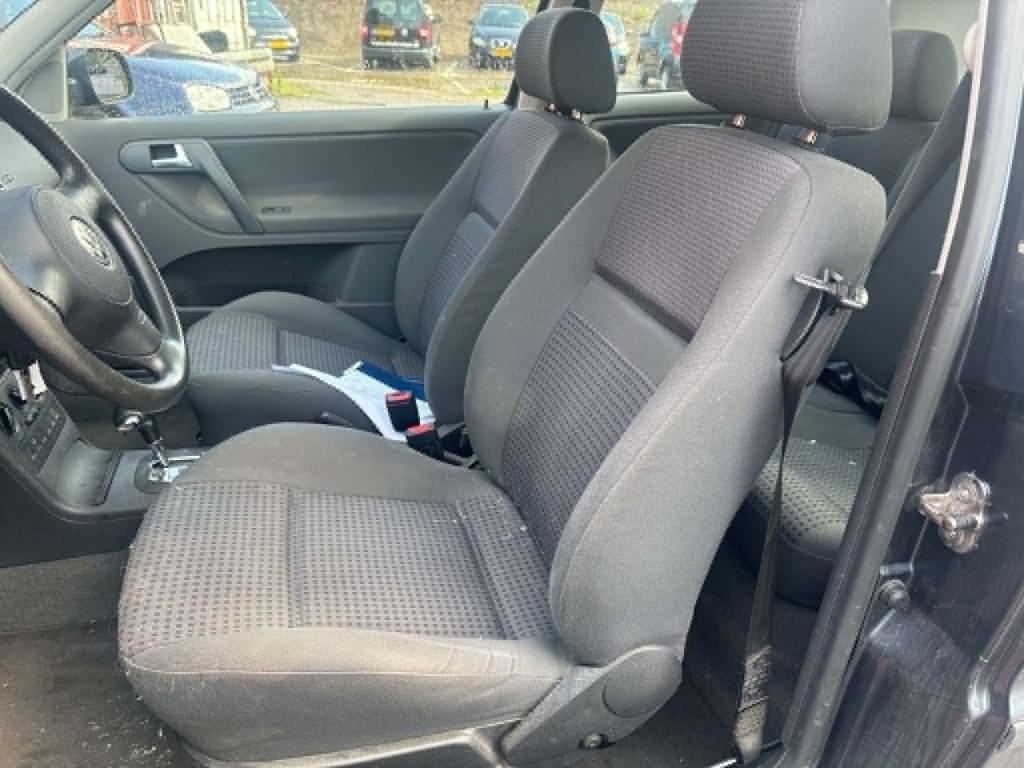 Volkswagen Polo 1.4-16v trendline