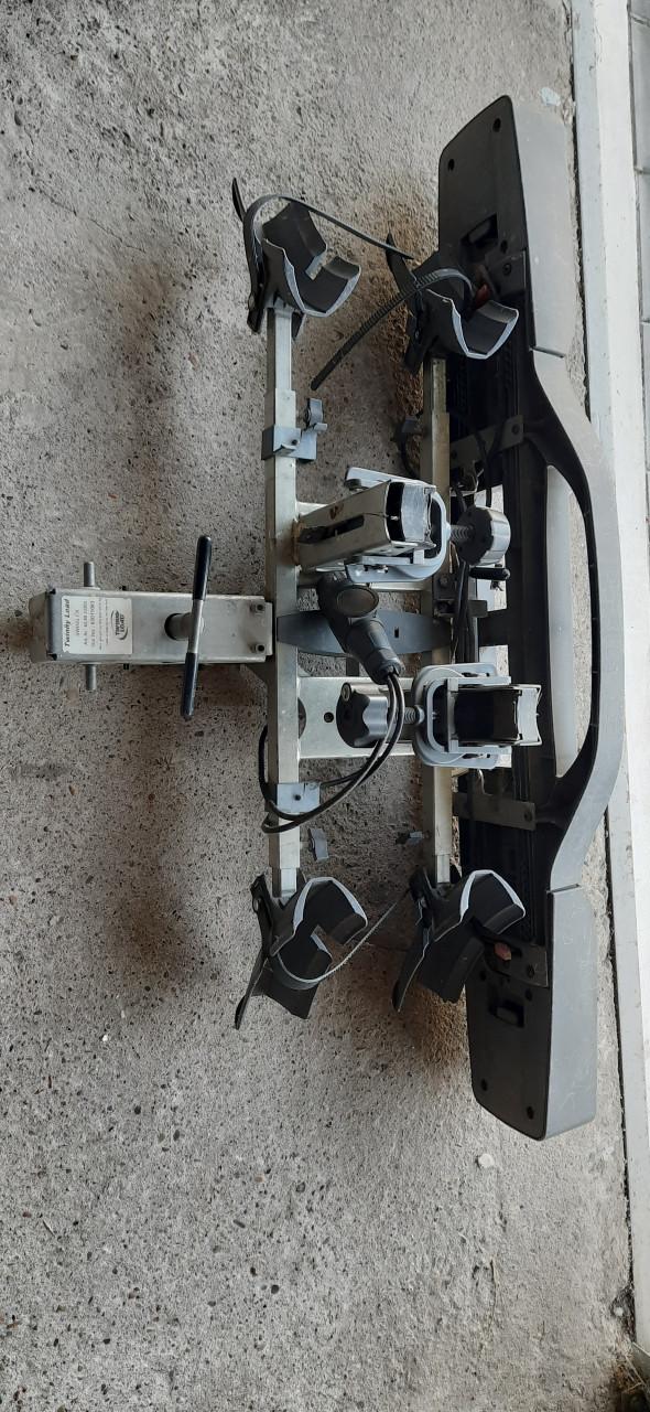 Fietsendrager voor 2 elektr fietsen twinny load kantelbaar