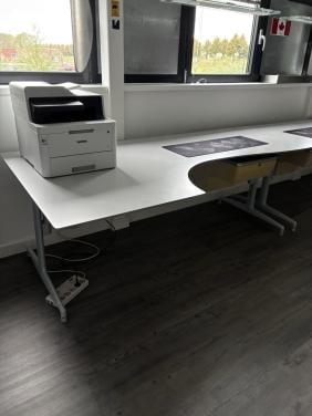 Lensvelt Rizatto hoekbureau's