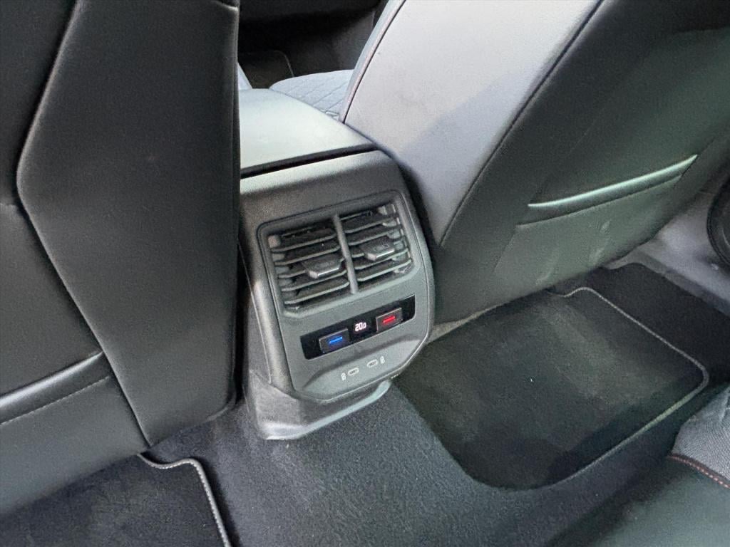 Seat Leon 1.5 etsi 150pk dsg-7 fr launch edition|nl auto|stoel-stuurverwarm