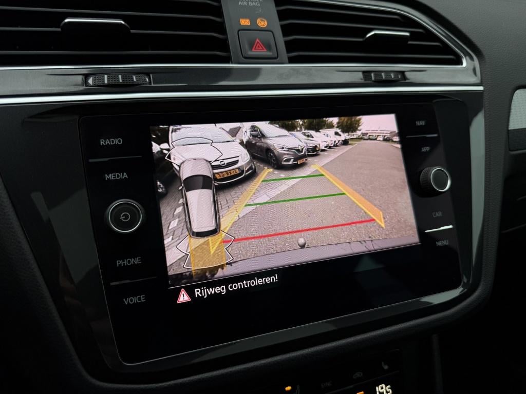 Volkswagen Tiguan 1.5 tsi life - zeer goed uitgerust - dealeronderhouden -