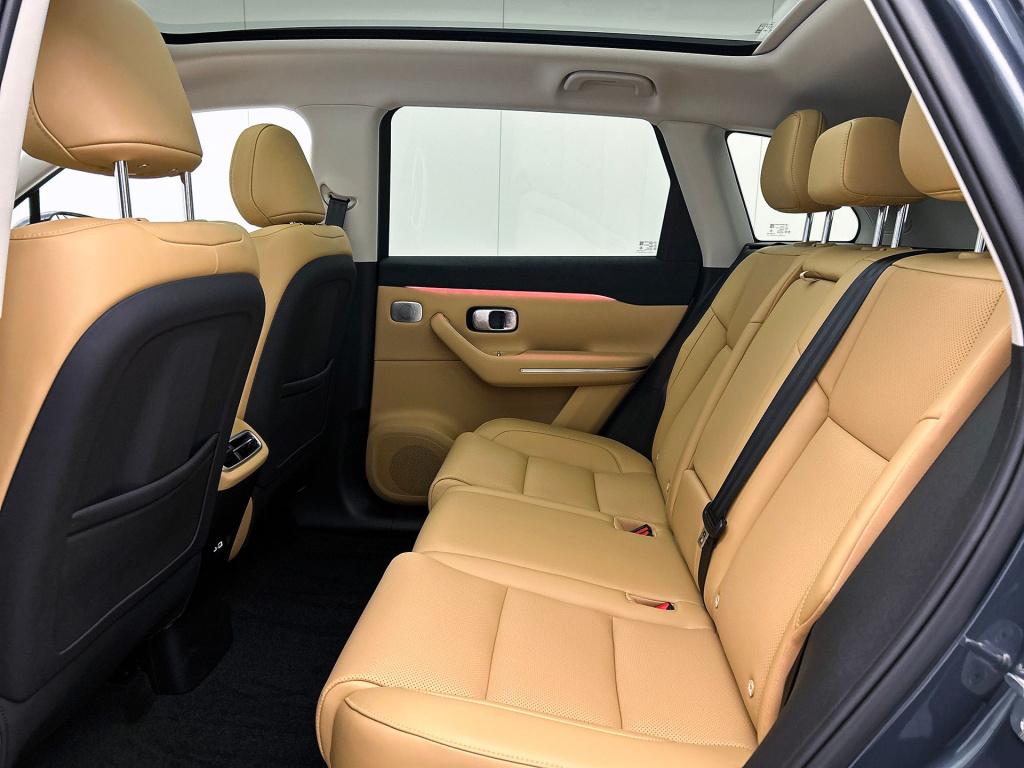 Leapmotor C10 design reev (hybrid) 28.4 kwh | interieur camel brown | stoel